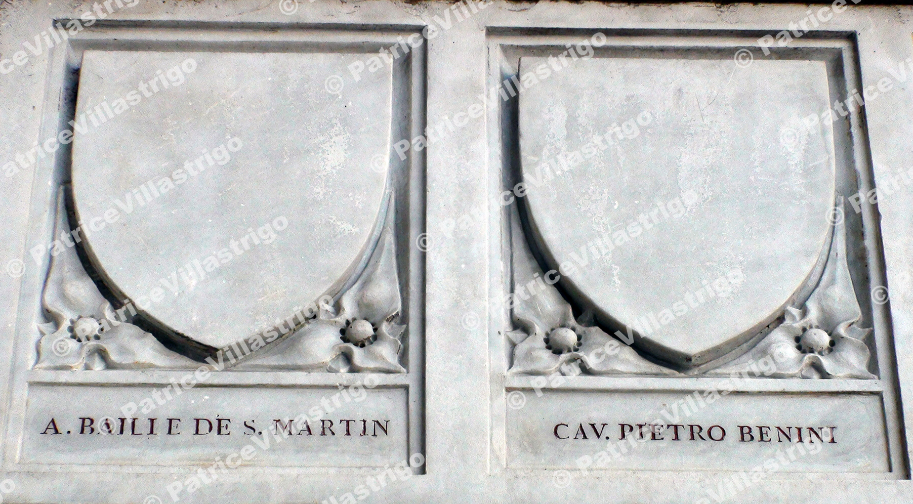 IL Duomo Coat Of Arms L25