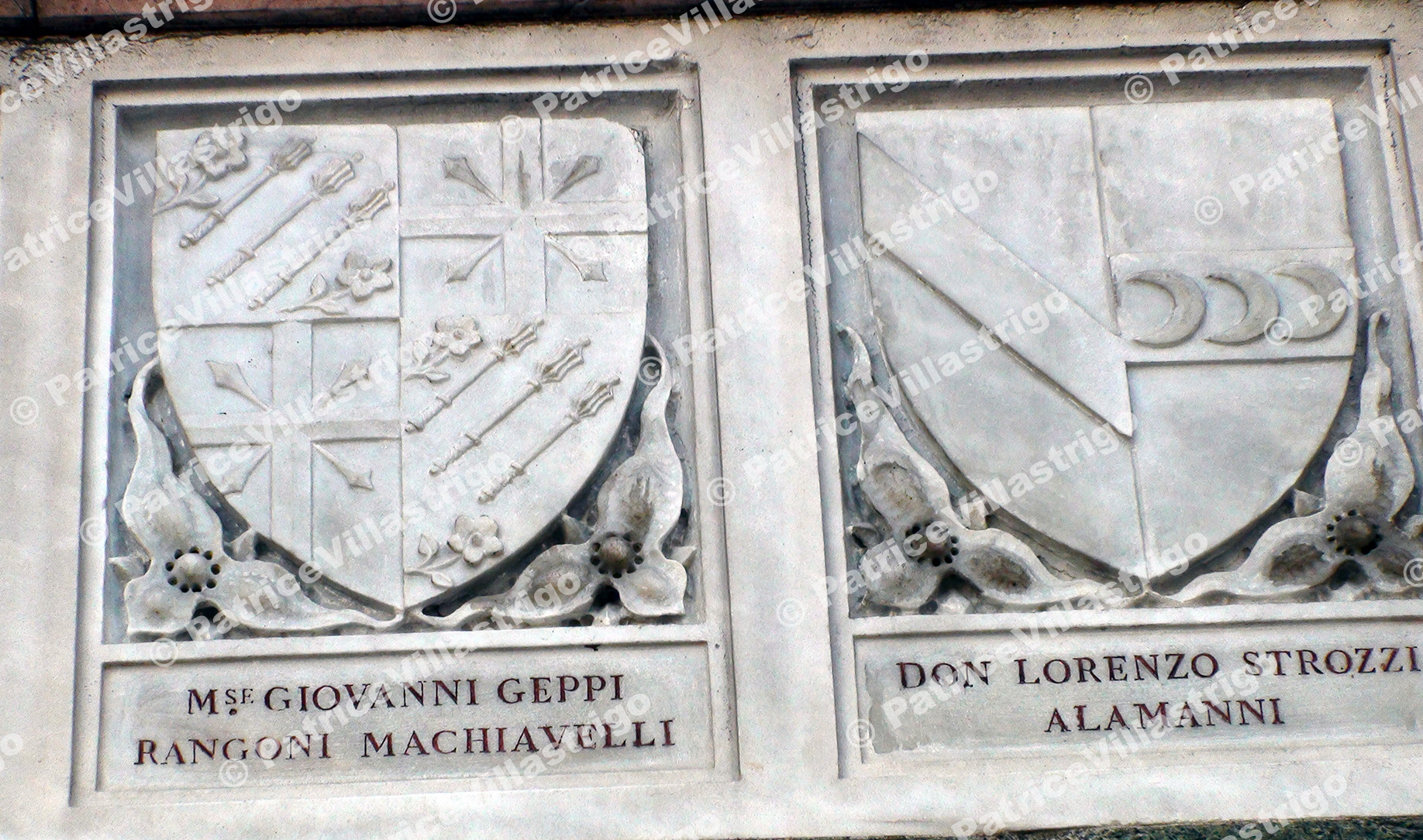 IL Duomo Coat Of Arms L32