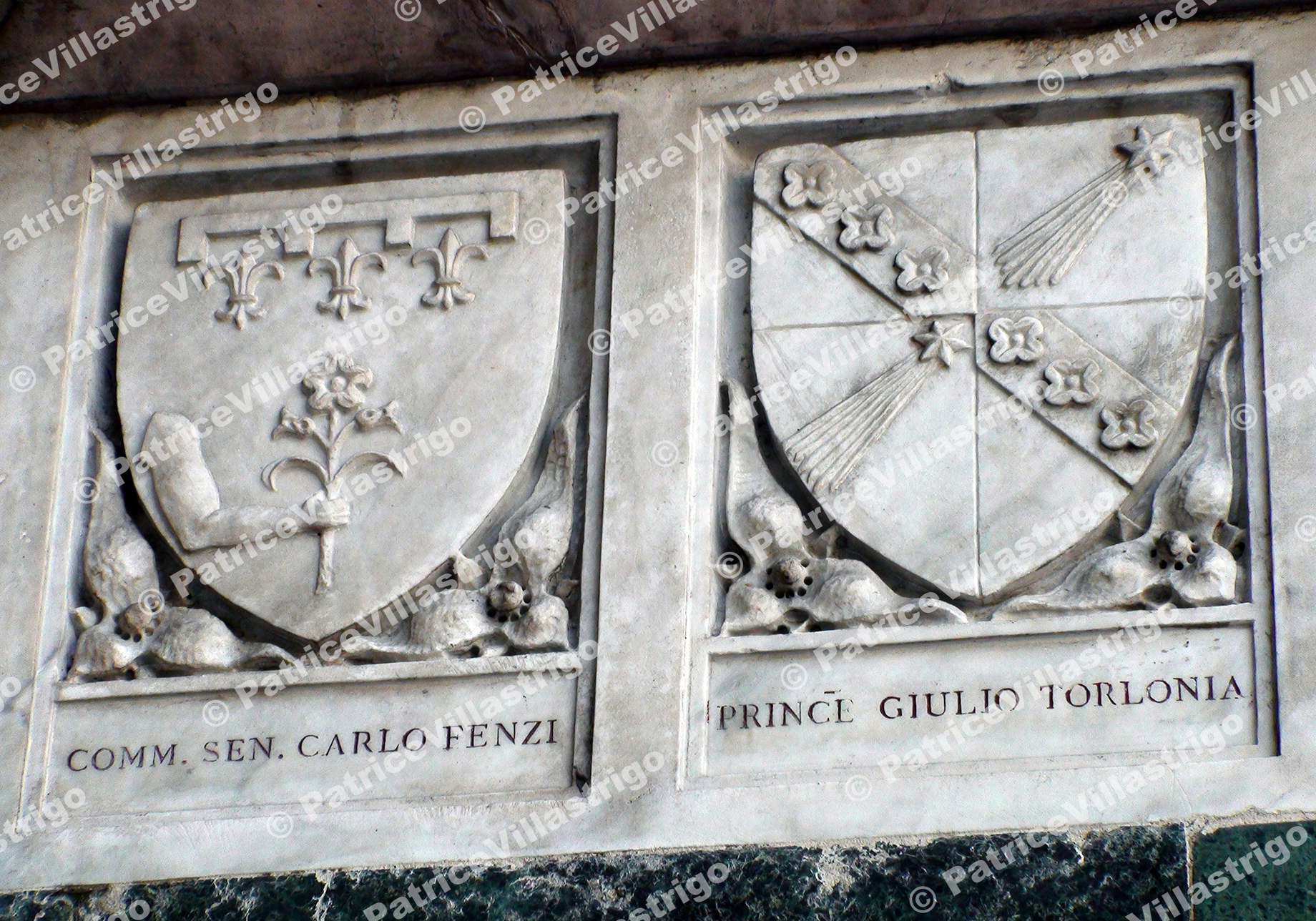 IL Duomo Coat Of Arms L44