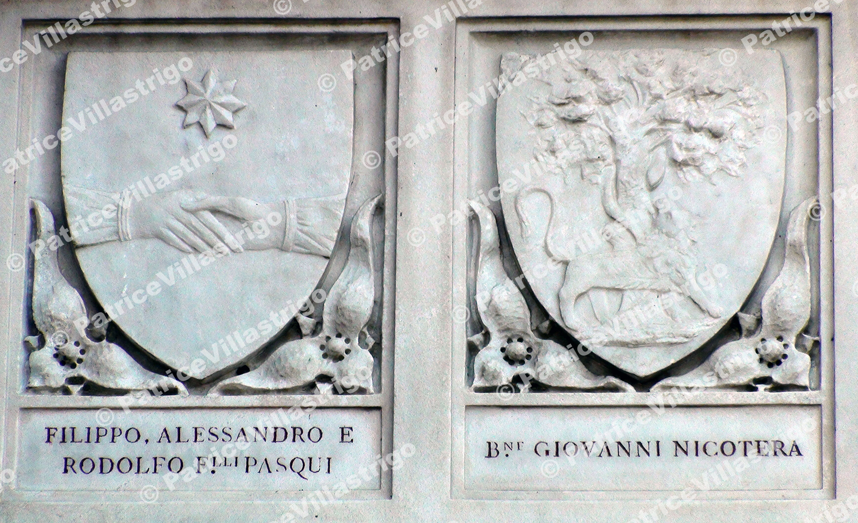 IL Duomo Coat Of Arms L48