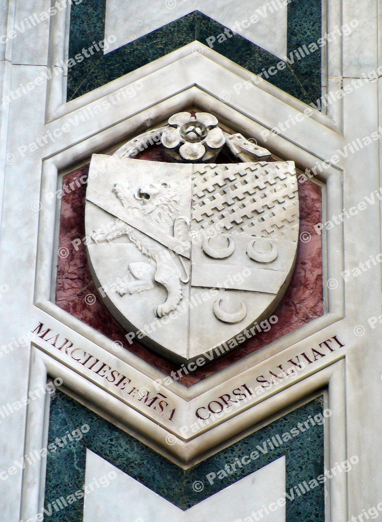 IL Duomo Coat Of Arms L52