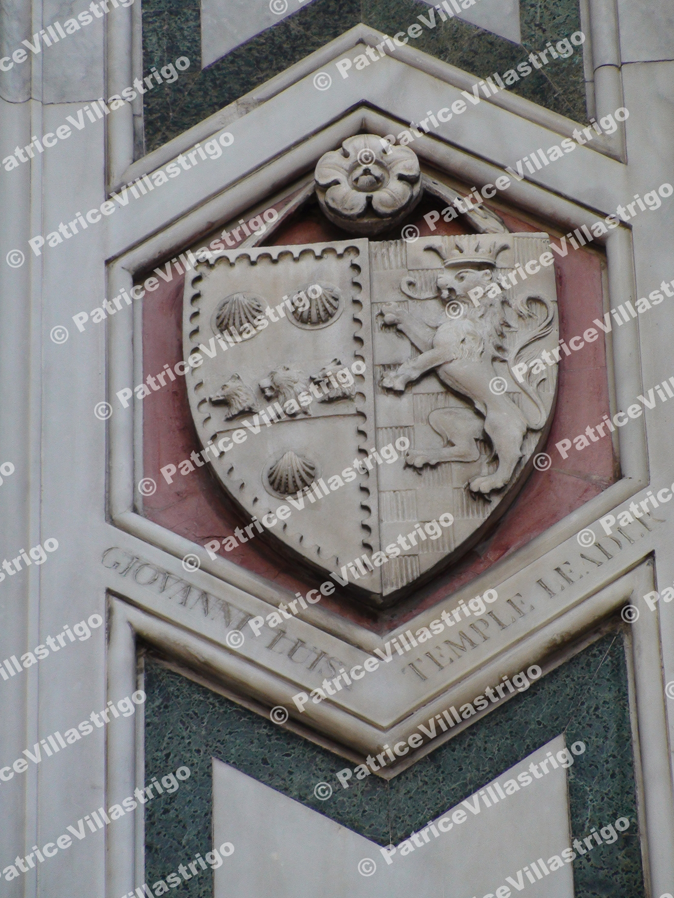 IL Duomo Coat Of Arms L9
